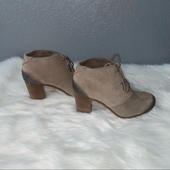 Toms Desert Taupe Lunata Burnished Suede Booties - Picture 4 of 16